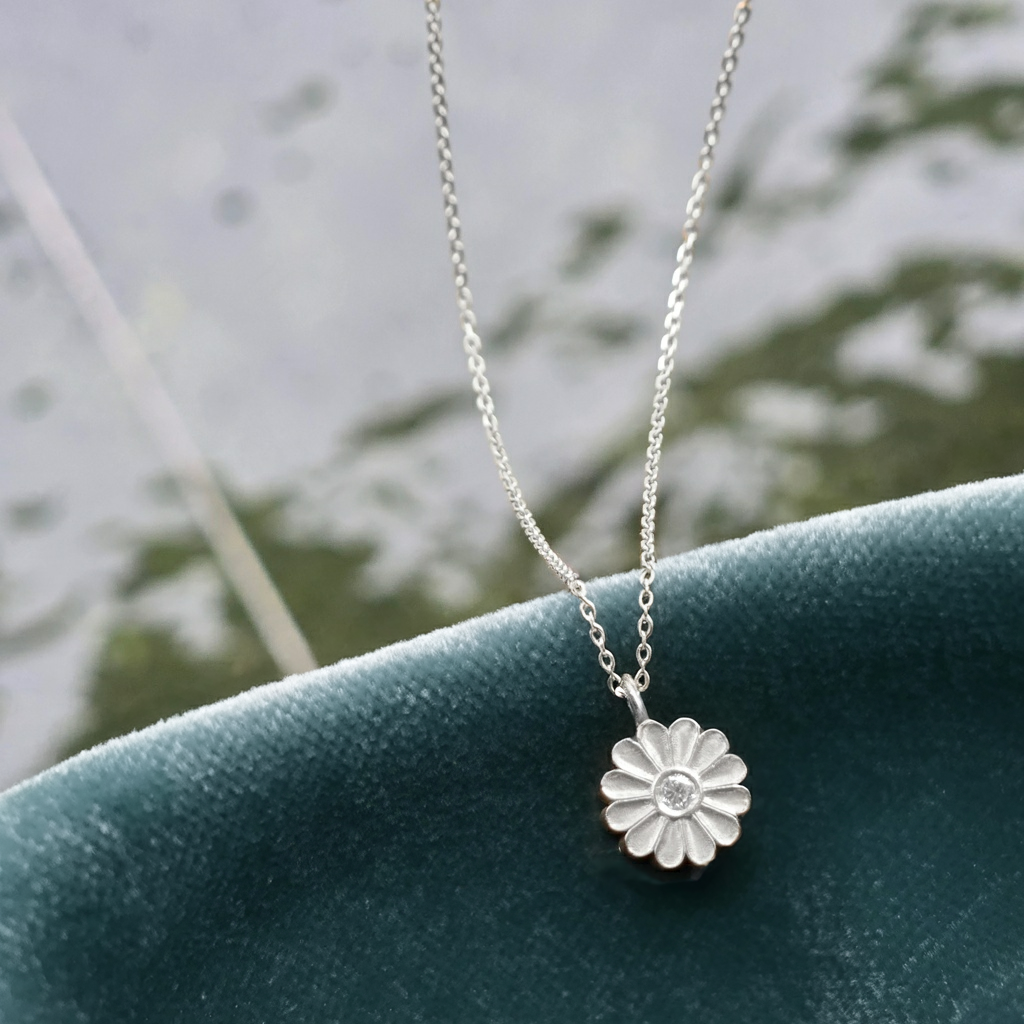 Rosette Silver Diamond Necklace