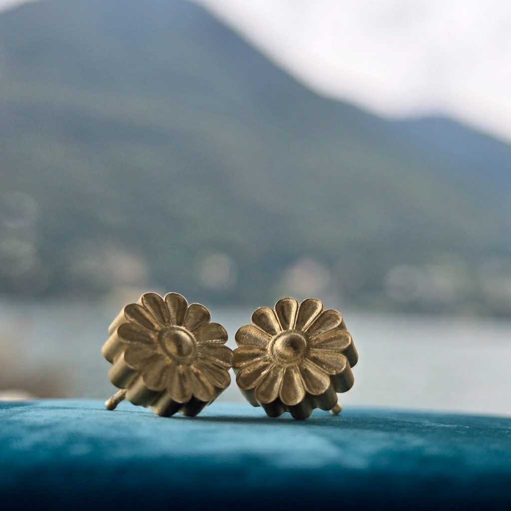 Rosette Gold Stud Earrings